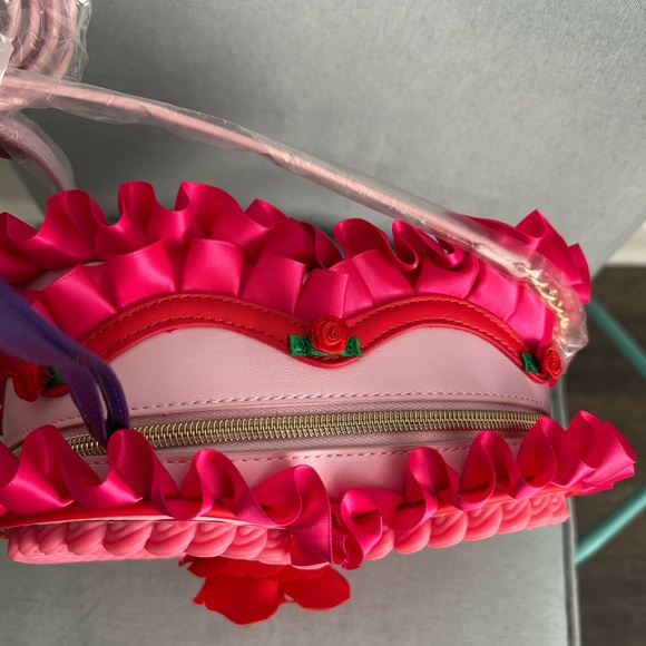 Betsey Johnson Heart Shaped Pink and Red Crossbody Bag with Roses - Picture 3 of 6